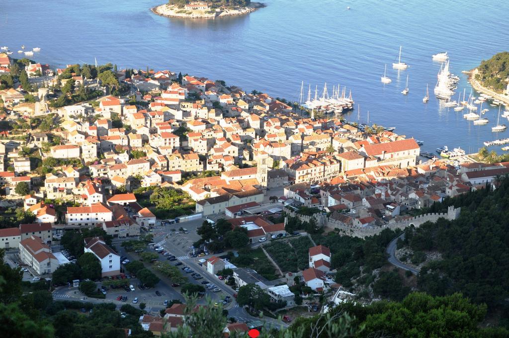 Rooms & Apartments Tepsa - Centre Hvar Town Dış mekan fotoğraf